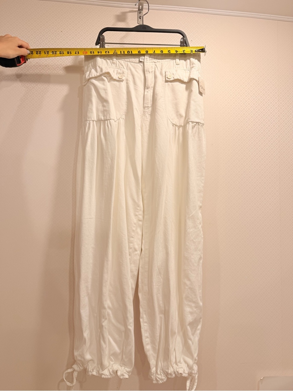 NWT Free People We The Free White Wide-Leg Drawstring Cargo Pants Size 31 - Picture 5 of 9